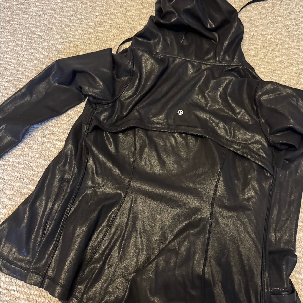 Lulu define Hooded Jacket - Picture 3 of 3